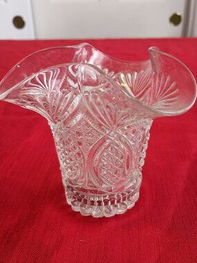Victorian EAPG "Pineapple Top Hat" Vase, Crystal Queen Pattern
